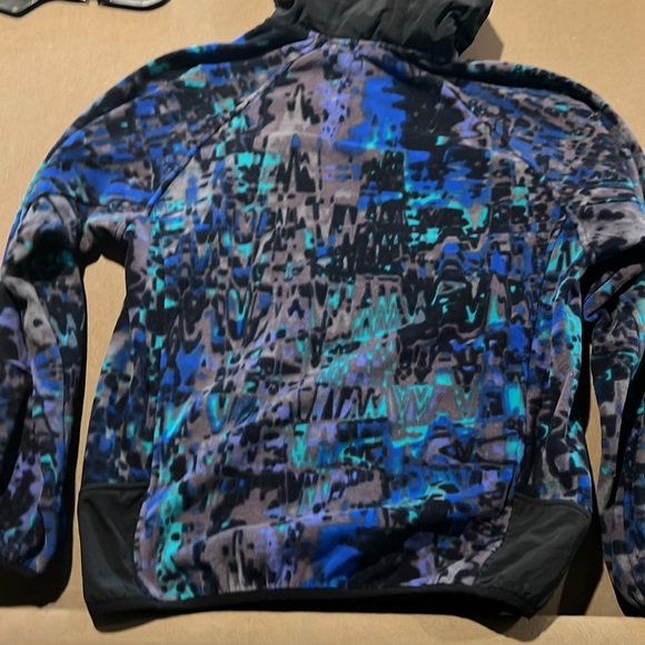 COPY - Brand new. Palace full zip jacket. Mens large $248 retail. Market $350. - Picture 3 of 3